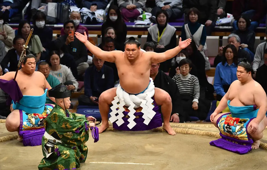 最も伝統ある一門 出羽海一門連合稽古に密着！「相撲の原点は稽古にあり～大相撲 出羽海一門連合稽古～」をCS放送日テレジータスで1月7日(金)よる9時より放送！横綱 豊昇龍・平戸海・宇良ほか参加予定！ 画像 2