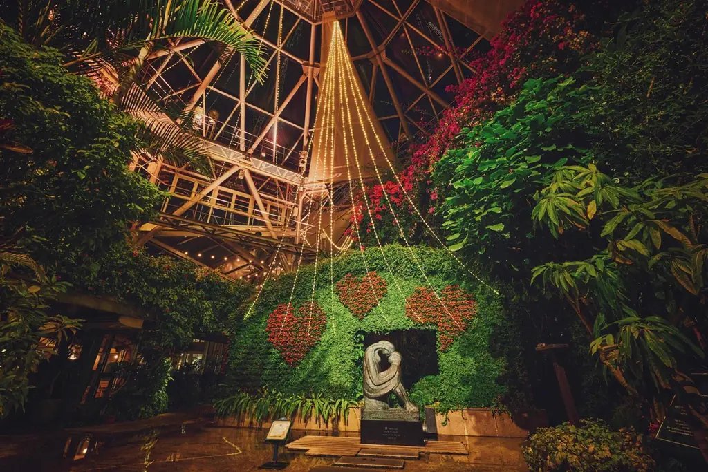 神戸クリスマスマーケット、ナイター営業日をさらに拡大！12/12（金）～25（木）の14日間、毎日ナイター営業を実施。12/20（土）～25（木）はスペシャルランチ＆ディナーも登場（予約受付中）。 画像 19