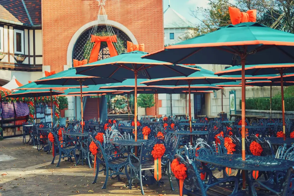 神戸クリスマスマーケット、ナイター営業日をさらに拡大！12/12（金）～25（木）の14日間、毎日ナイター営業を実施。12/20（土）～25（木）はスペシャルランチ＆ディナーも登場（予約受付中）。 画像 7