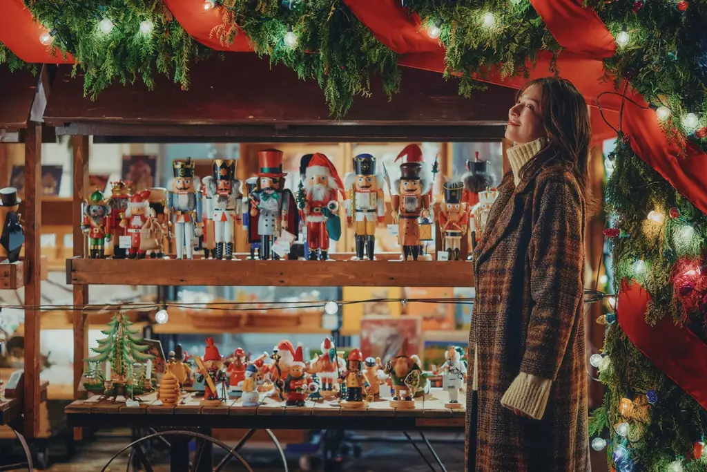 神戸クリスマスマーケット、ナイター営業日をさらに拡大！12/12（金）～25（木）の14日間、毎日ナイター営業を実施。12/20（土）～25（木）はスペシャルランチ＆ディナーも登場（予約受付中）。 画像 9