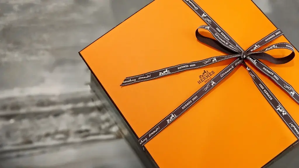 これが、今年いちばんロマンチックな贈り方。──YOCHIKAが提案する『アニバーサリーエルメス』で叶える、夢のようなクリスマス 画像 1