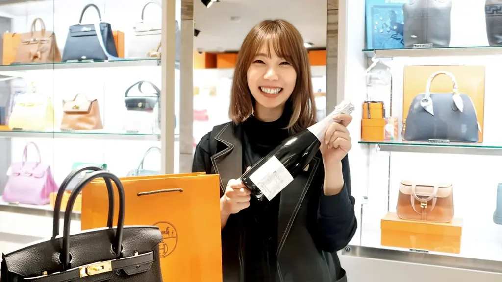 これが、今年いちばんロマンチックな贈り方。──YOCHIKAが提案する『アニバーサリーエルメス』で叶える、夢のようなクリスマス 画像 2