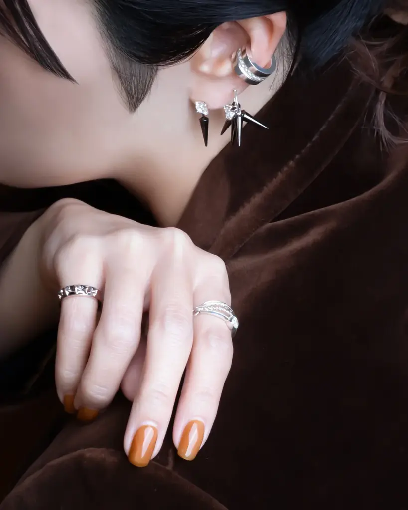 15周年を迎えた【e.m.難波店】店舗限定アイテム＆アーカイブジュエリーが登場 画像 3