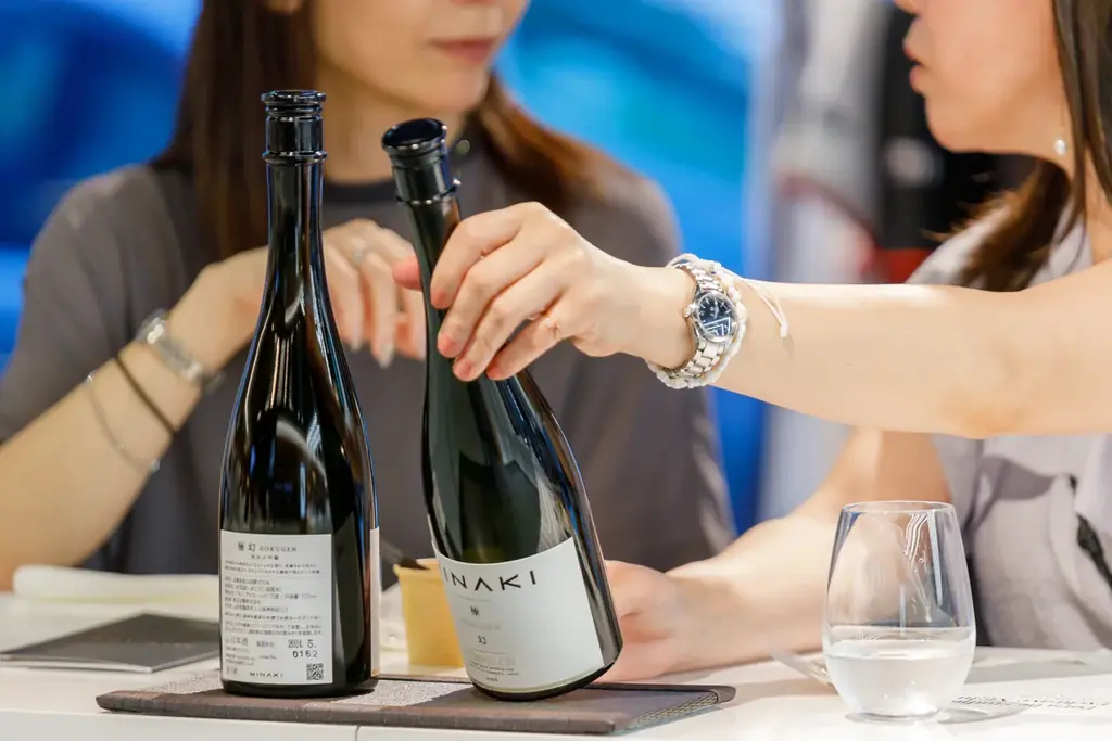 年末ギフトや帰省土産に、受賞歴多数のラグジュアリー日本酒「MINAKI」で記憶に残る贈り物を 画像 7