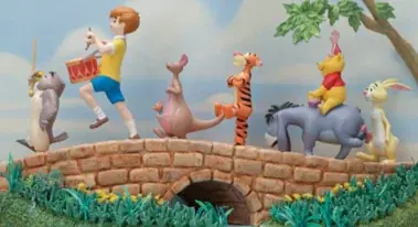 「くまのプーさん」の名場面をツリー型ドールズハウスで再現　週刊『つくって あつめる プーさんと森の仲間たち』創刊 画像 4