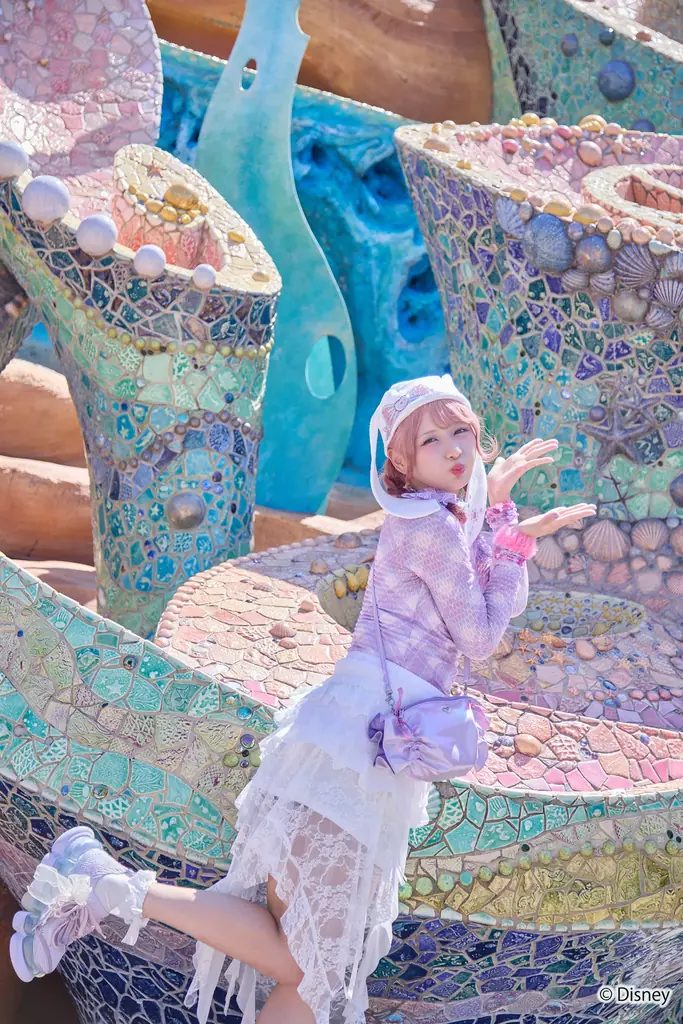 収録カット先行公開＆購入特典が決定！　『しなこのHAPPYディズニースタイルBOOK』 画像 5