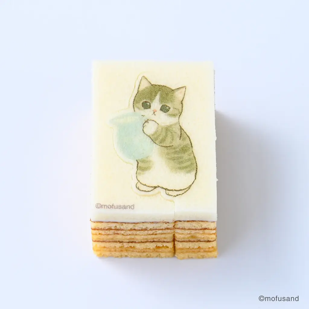 あの「mofusand」がスイーツに！　もふもふにゃんこの“かたにゃきバウム”新発売 画像 12