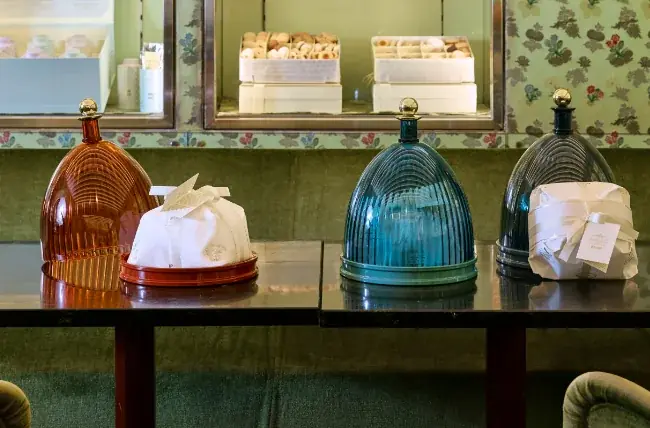 〈Kartell〉より初のパネットーネを発売！老舗洋菓子店〈Marchesi1824〉と贈る2025年クリスマス限定品 画像 4