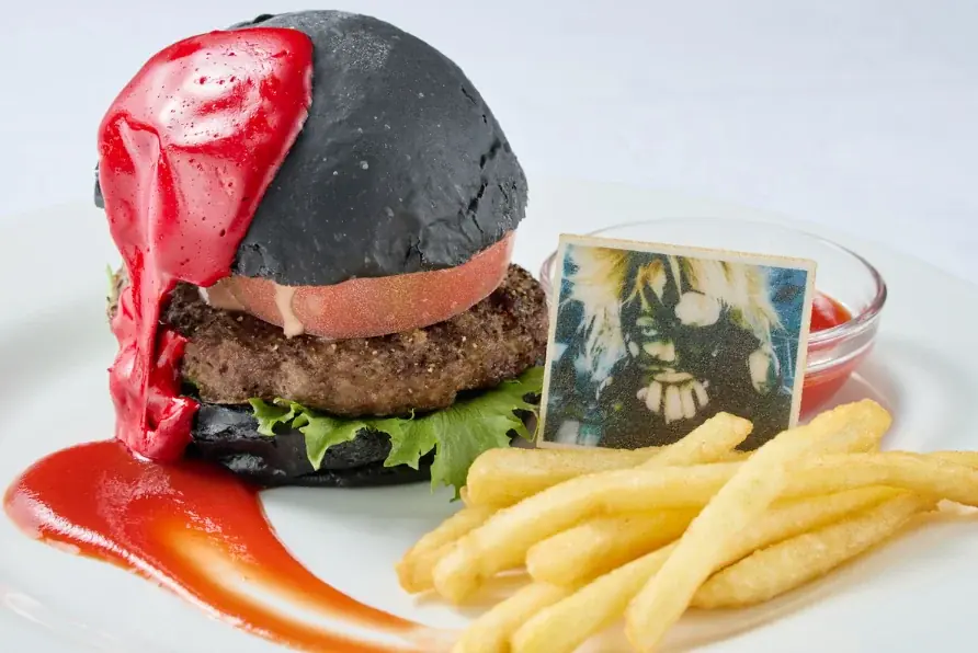 京の誕生日を記念した『京もうすぐ死にそうですBirthday cafe』がオープン！ 画像 5