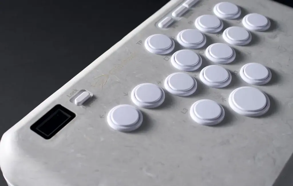 Wizard Room、次世代レバーレスアケコン「GlimPearl」12月5日より販売開始、予約販売を11月26日12時よりスタート 画像 4