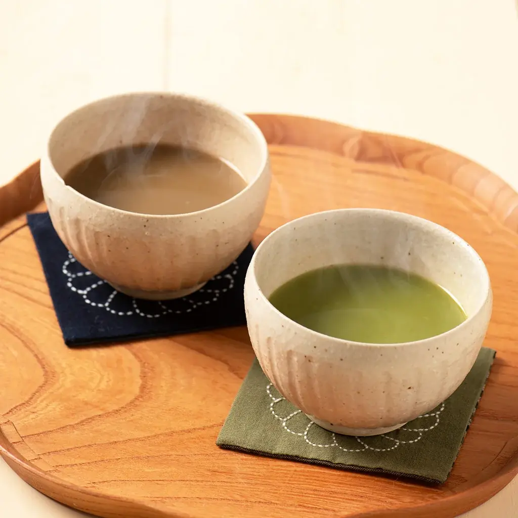 久世福商店×茶師十段、宇治抹茶の大人ラテ登場