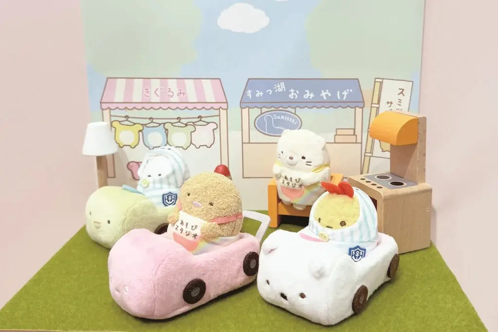 12月1日(月)から「すみっコぐらしあそびスタジオ」にてクリスマスイベント開催！ すみっコたちとサンタ姿でパーティーを楽しもう！　数量限定！ぬい撮り背景になる「クリスマスカード」をプレゼント！ 画像 15