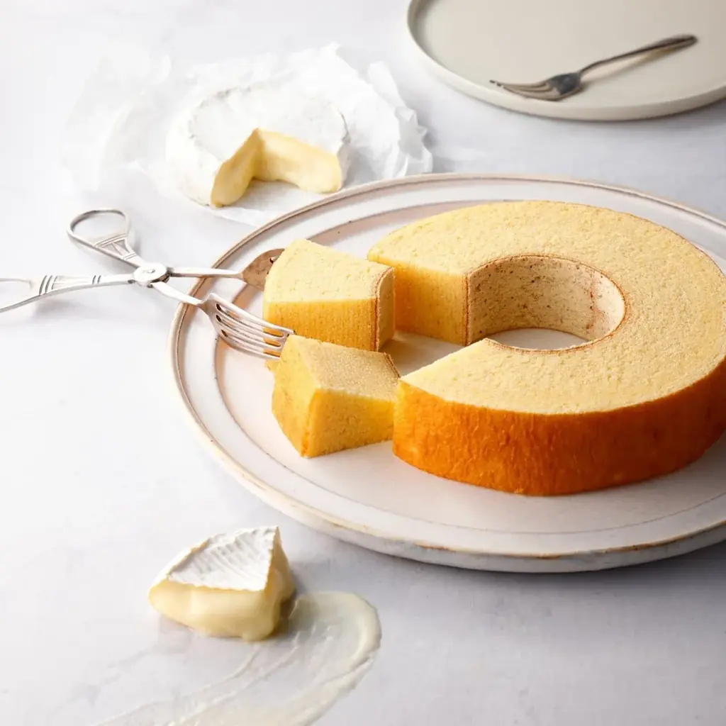 【チーズガーデン】人気焼菓子『チーズラングドシャ』初の新フレーバーが登場　“チーズ×ホワイトチョコレート✕苺”の三重奏『ストロベリーチーズラングドシャ』 画像 3