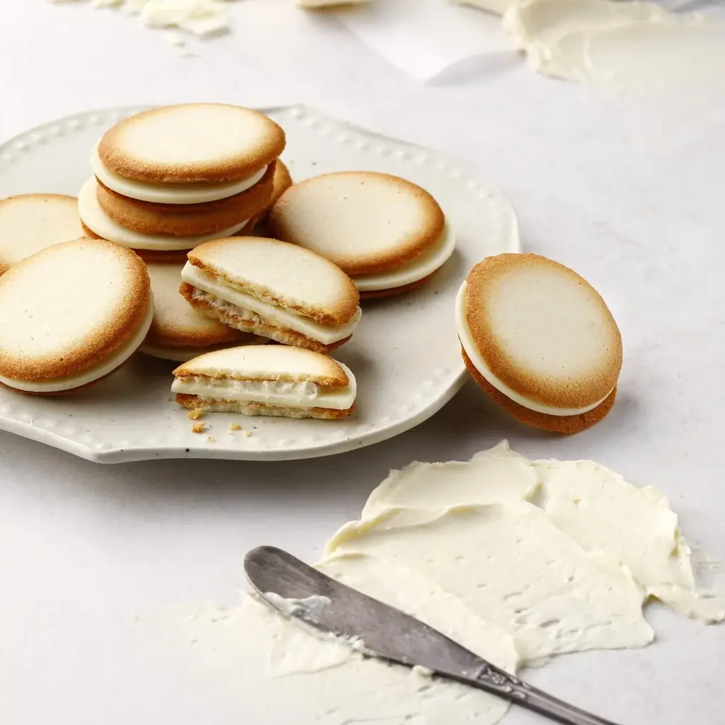 【チーズガーデン】人気焼菓子『チーズラングドシャ』初の新フレーバーが登場　“チーズ×ホワイトチョコレート✕苺”の三重奏『ストロベリーチーズラングドシャ』 画像 7