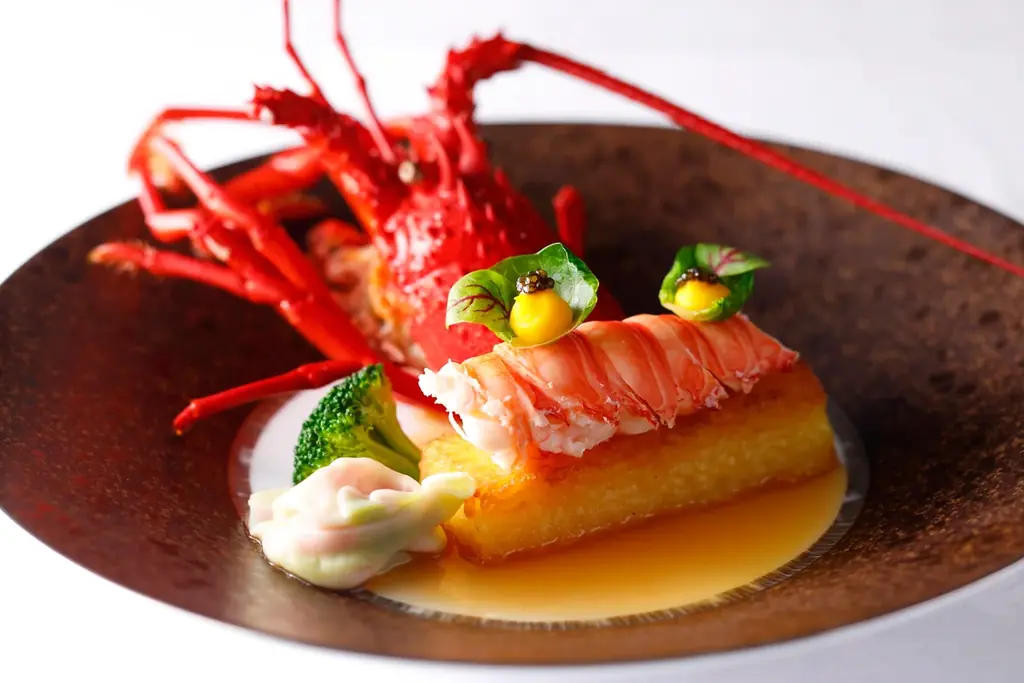 「資生堂パーラー 銀座本店レストラン」、ホリデーシーズンを彩るクリスマスメニューを展開 画像 3