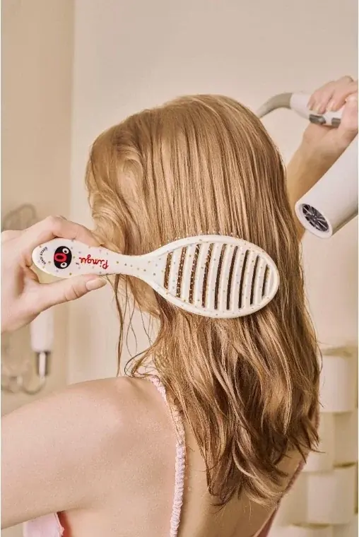 ピングー45周年記念！WetBrush®︎とピングーが夢のコラボ！数量限定デザイン＆オリジナルグッズ付きセットが新登場 画像 5