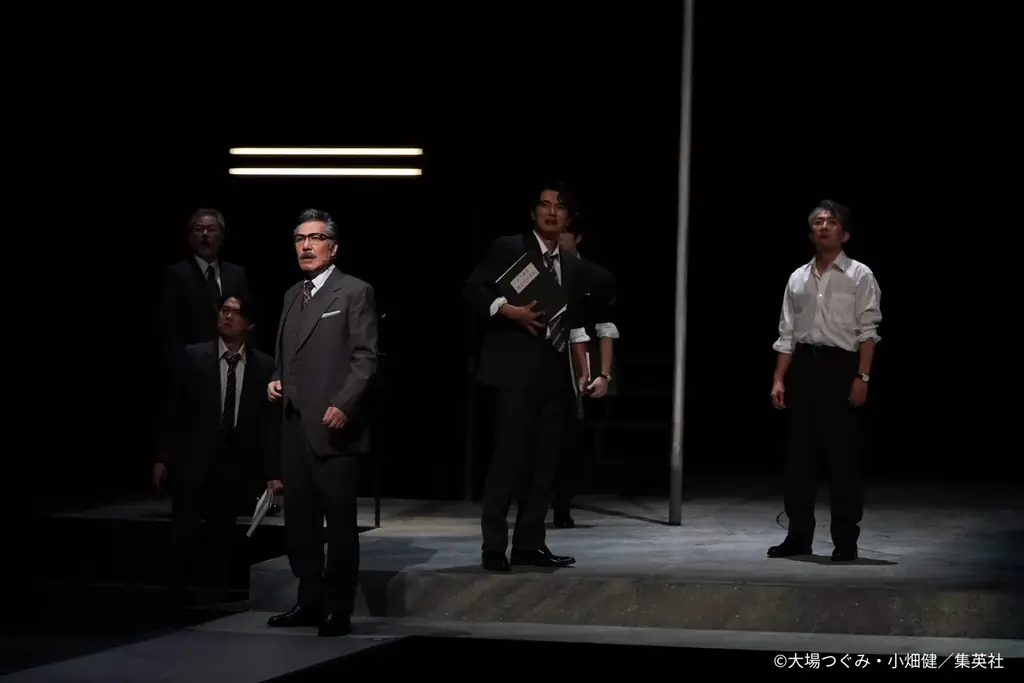 【写真】『デスノート THE MUSICAL』初日開幕！【出演：加藤清史郎、渡邉 蒼、三浦宏規、鞘師里保、リコ（HUNNY BEE）、濱田めぐみ、浦井健治、今井清隆ほか】 画像 11