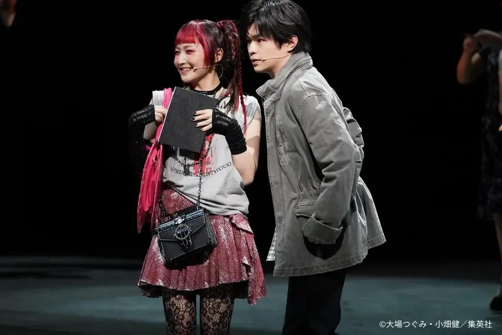 【写真】『デスノート THE MUSICAL』初日開幕！【出演：加藤清史郎、渡邉 蒼、三浦宏規、鞘師里保、リコ（HUNNY BEE）、濱田めぐみ、浦井健治、今井清隆ほか】 画像 8