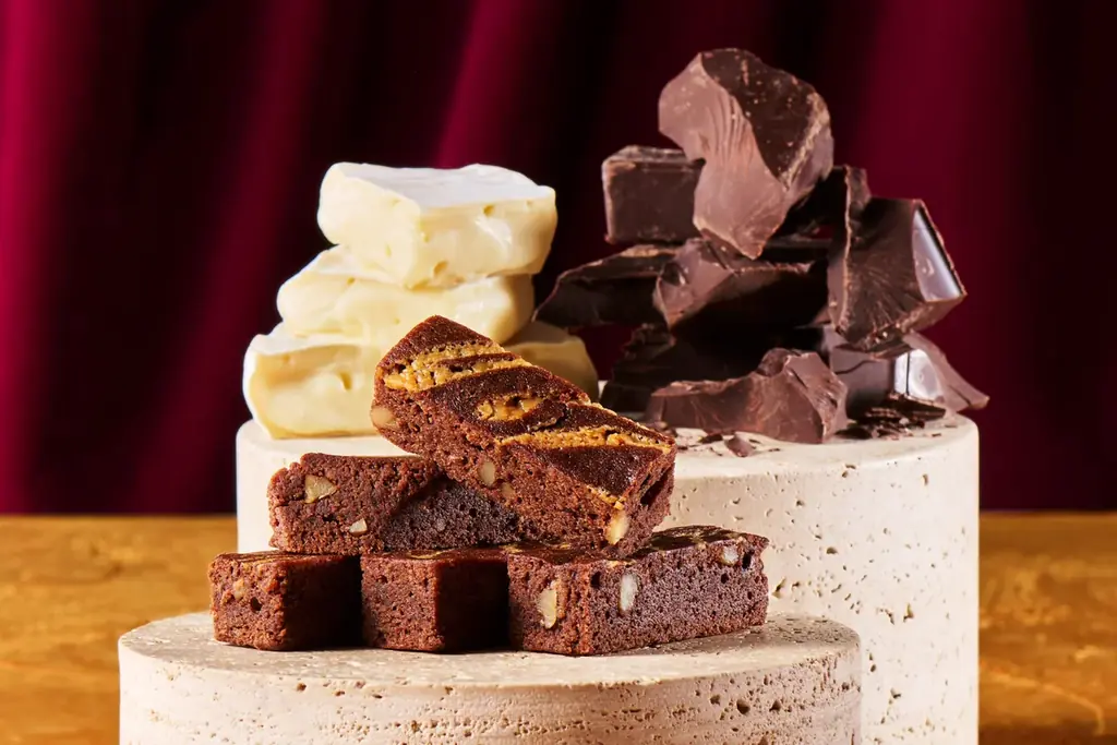 12/1発売｜東京駅限定 カマンベール×カカオブラウニー