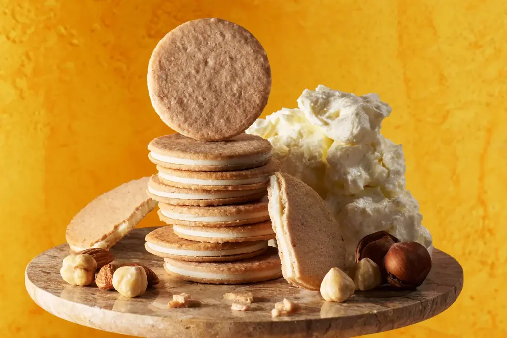 【冬季限定】今しか出会えない芳醇カカオとまろやかなカマンベールのマリアージュ。【THE DROS】から「ブラウニー〔カマンベール&カカオ〕」を期間限定新発売! 画像 3