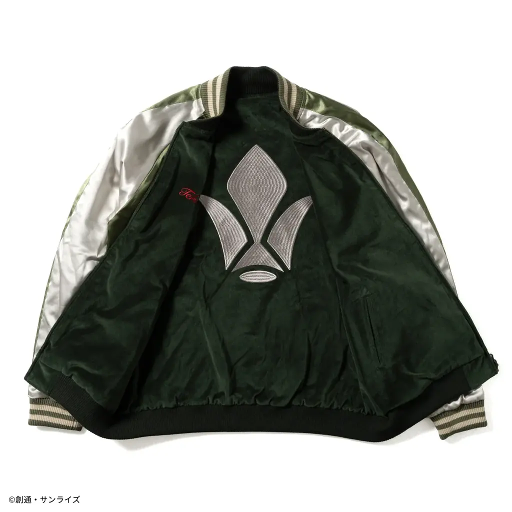 『機動戦士ガンダム 鉄血のオルフェンズ』から裏面に別珍素材を使用した大胆な刺繍デザインが際立つリバーシブル仕様のスカジャンが登場！ 画像 4