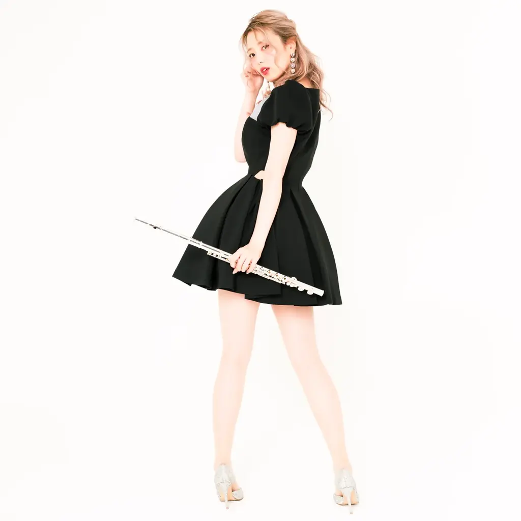 ポップフルート奏者SUAI 、Swing感溢れるシングルを連続リリース！11/27に「Dupie Dupie」、12/1に「On this holy night ~Ho! Ho! Ho!~」リリース！ 画像 3