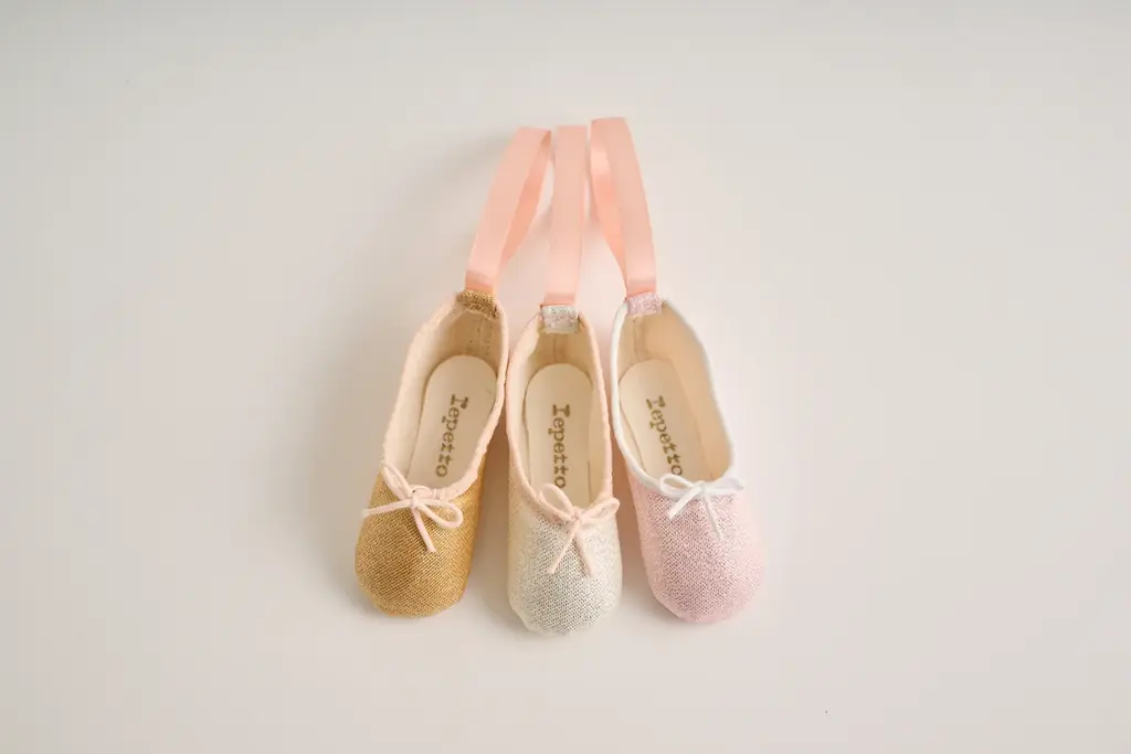 【レペット】CHRISTMAS FAIR 2025　先着でミニチュアシューズのクリスマスオーナメントをプレゼント！ 画像 2