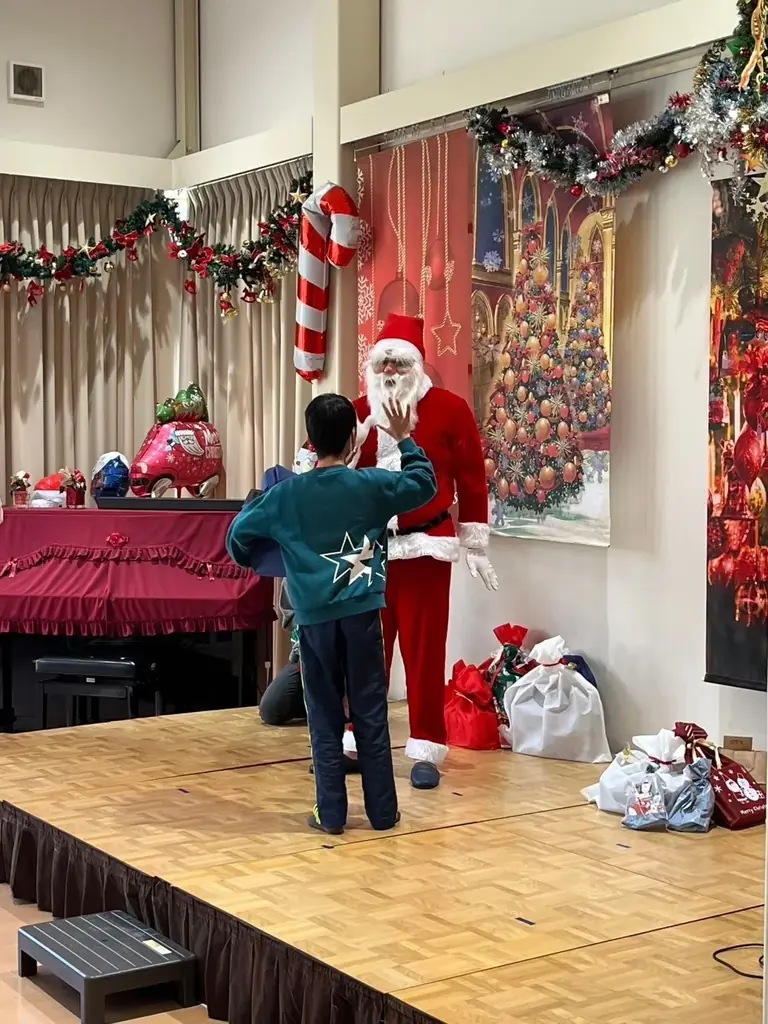 聖なる日に起きる小さな奇跡。児童養護施設「広島新生学園」のお子さんたちへのクリスマスギフトを皆さまのご寄附でお届けします。 画像 2