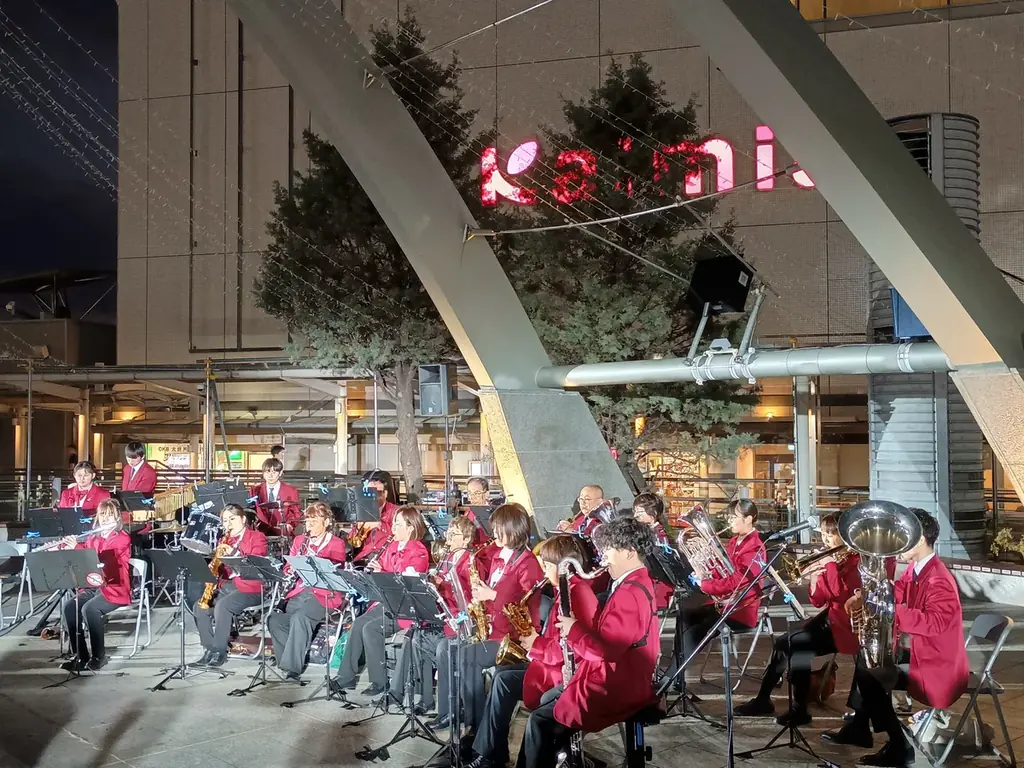 17万球の輝き　愛知・豊橋駅東口などで「とよはしキラキラ☆イルミネーション２０２５」 画像 4