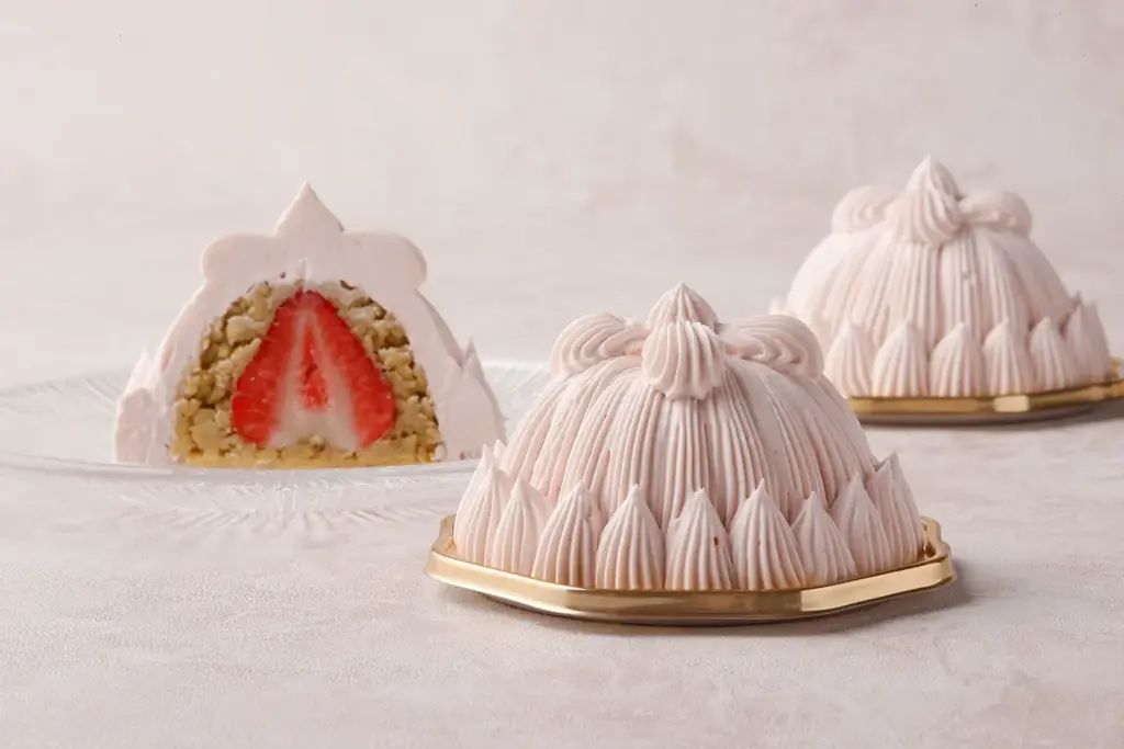 本舘【バレンタイン限定商品のご案内】 ●オリジナルショコラやスイーツを販売　●＜2/9～2/14＞の期間限定で　丸の内仲通りにキッチンカーも登場！「エクレア・ショコラ」や「ショコラ・ショー」を販売 画像 10