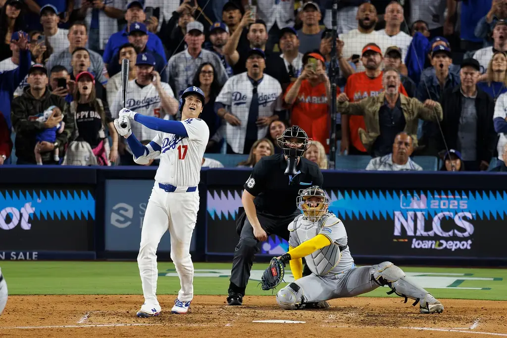 日米同時発売！ドジャースの「歴史的激闘の舞台裏」を明かす永久保存本『DODGERS’ JOURNEY』 画像 12