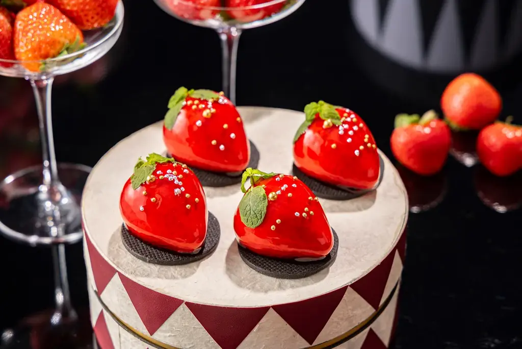 ヒルトン名古屋　いちご愛がきらめく、年に一度の甘美な祭典 ストロベリースイーツビュッフェ「Strawberry Collection – The Secret Party」（第1弾）開催 画像 7