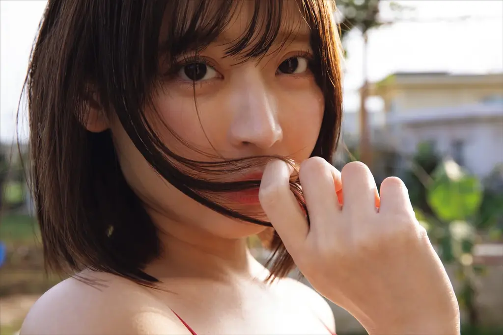 今度はもっと凄い！と、誰もがうなる大ヒットシリーズ第３弾が登場！『小日向結衣サード写真集 スーパーエロチカXXX（トリプルエックス』、11月28日（金）発売！ 画像 5