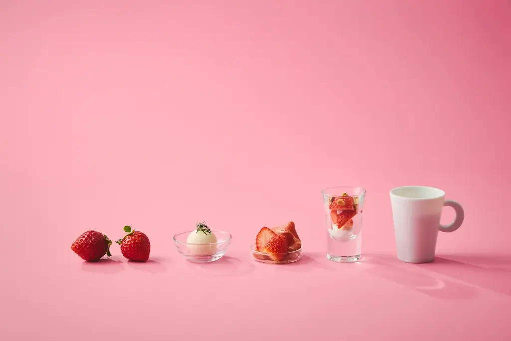 【大阪ステーションホテル、オートグラフ コレクション】冬限定　香り高く、甘く、爽やかさをまとったブランドいちご　空浮（そらうき）いちごアフタヌーンティー　赤く輝くいちご８粒の贅沢パフェも登場 画像 9