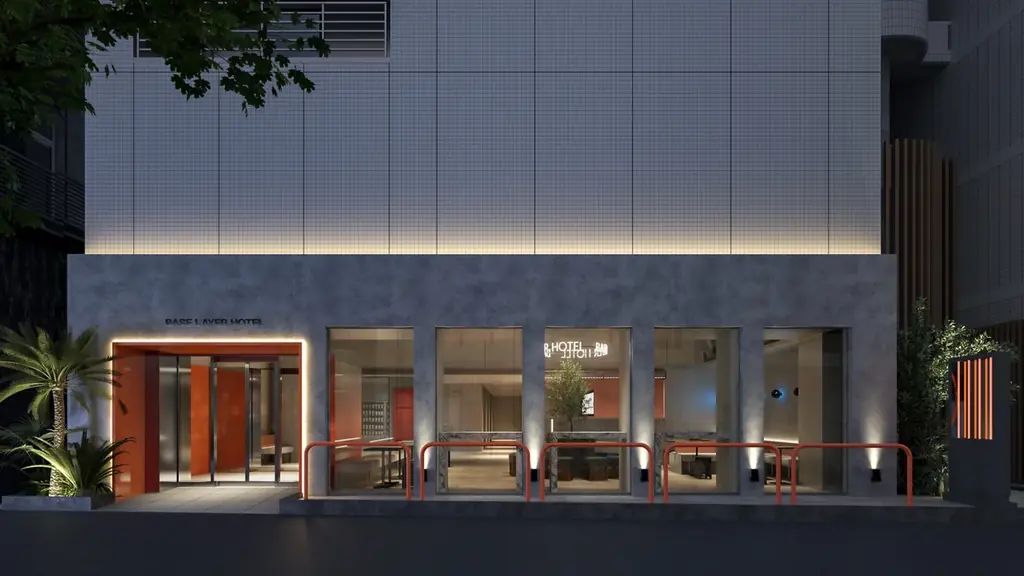 ベースレイヤー福岡開業