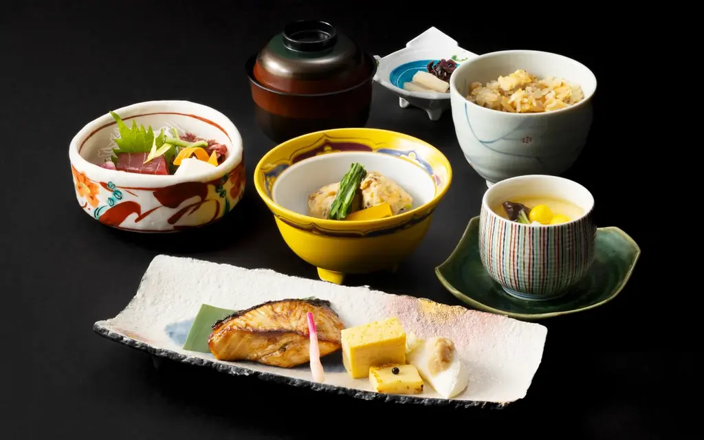 【札幌グランドホテル】メインが選べるようになって新登場 「環樂御膳」　販売開始：2025年12月1日（月）より 画像 1