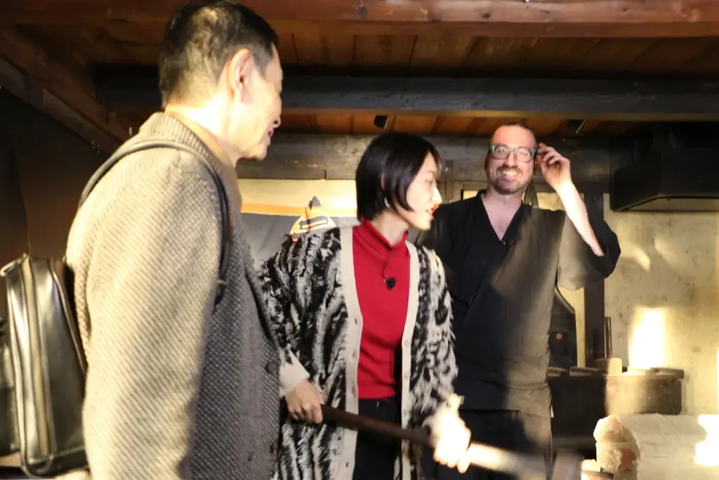 三田村邦彦が大阪・堺を歩く！鮮魚立ち飲み・老舗中華・角打ち・イルカ体験・伝統刃物・絶品焼鳥まで満喫するおとな旅 画像 10