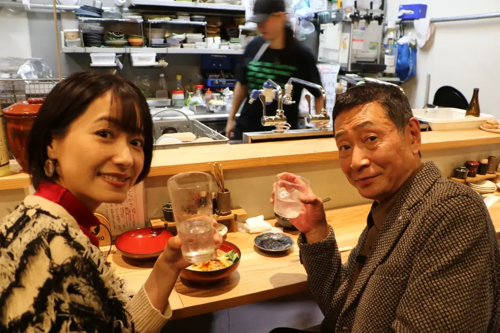 三田村邦彦が大阪・堺を歩く！鮮魚立ち飲み・老舗中華・角打ち・イルカ体験・伝統刃物・絶品焼鳥まで満喫するおとな旅 画像 11