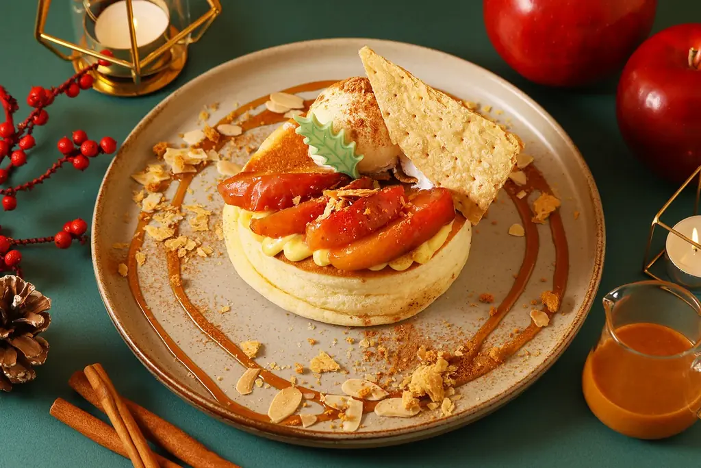 カフェ“ YURT (ユルト) ”から、冬の香りと美味しい記憶をお届け！「紅玉リンゴのキャラメルソースパンケーキ」を12/3(水）より新登場！ 画像 5