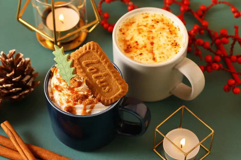 カフェ“ YURT (ユルト) ”から、冬の香りと美味しい記憶をお届け！「紅玉リンゴのキャラメルソースパンケーキ」を12/3(水）より新登場！ 画像 6