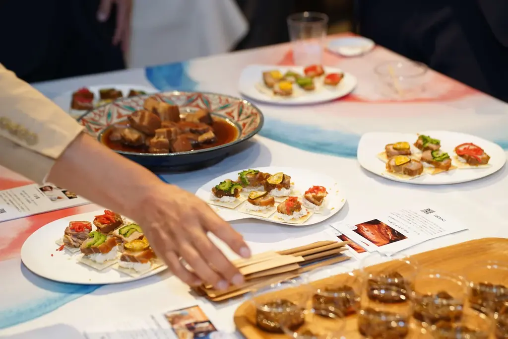 【開催報告】沖縄・うるま市の「熱量」と「感動産業」に首都圏企業60名が熱狂！カンヌ提供泡盛や世界金賞ビールなど、五感で味わう地域ブランド戦略イベント『まんまうるまブランドサミット』 画像 8