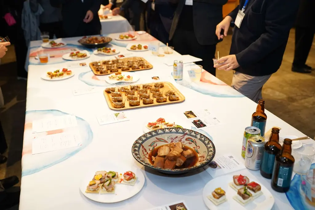 【開催報告】沖縄・うるま市の「熱量」と「感動産業」に首都圏企業60名が熱狂！カンヌ提供泡盛や世界金賞ビールなど、五感で味わう地域ブランド戦略イベント『まんまうるまブランドサミット』 画像 9