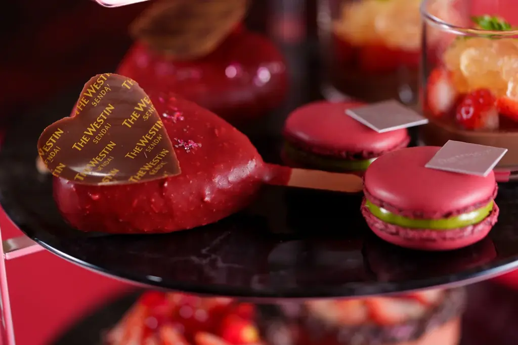 仙台市の農業家集団Punks Farmerが手掛けるいちごを、赤いスイーツで『Afternoon Tea -Strawberry Red-』【ウェスティンホテル仙台】 画像 2