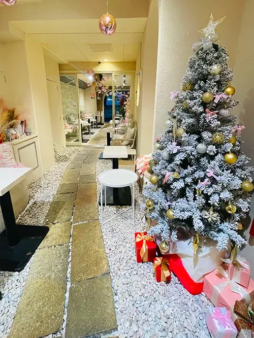 【韓国スイーツパンナラ】大人気のリボンクロワッサンなど期間限定クリスマスメニュー登場。店内はクリスマス装飾へ。 画像 18