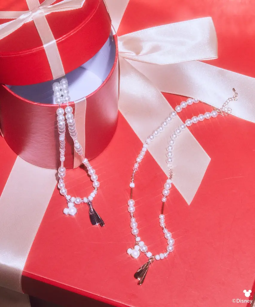 【earth music&ecology】昨年大好評の『Disney Holiday Collection』が今年も登場！ホリデームードに溶け込むような心ときめく大人可愛いアイテム 画像 10