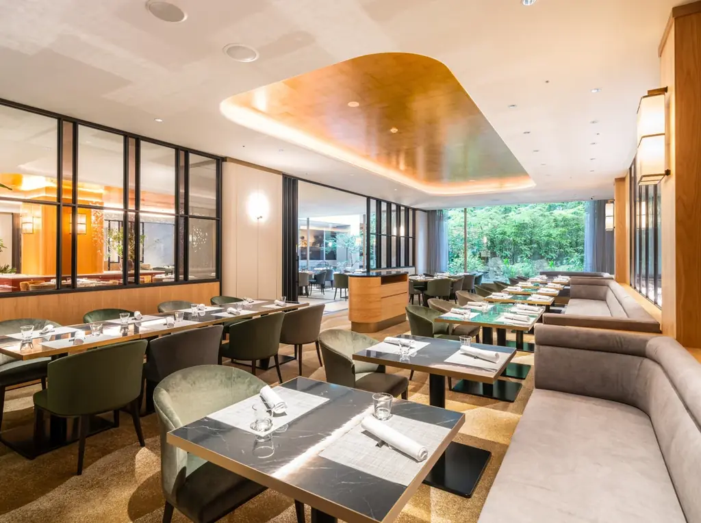 【リーガロイヤルホテル大阪】期間限定！クリムトの“黄金の世界”を味覚で体験「クリムト・アライブ 大阪展」コラボレーションメニューが登場 画像 3