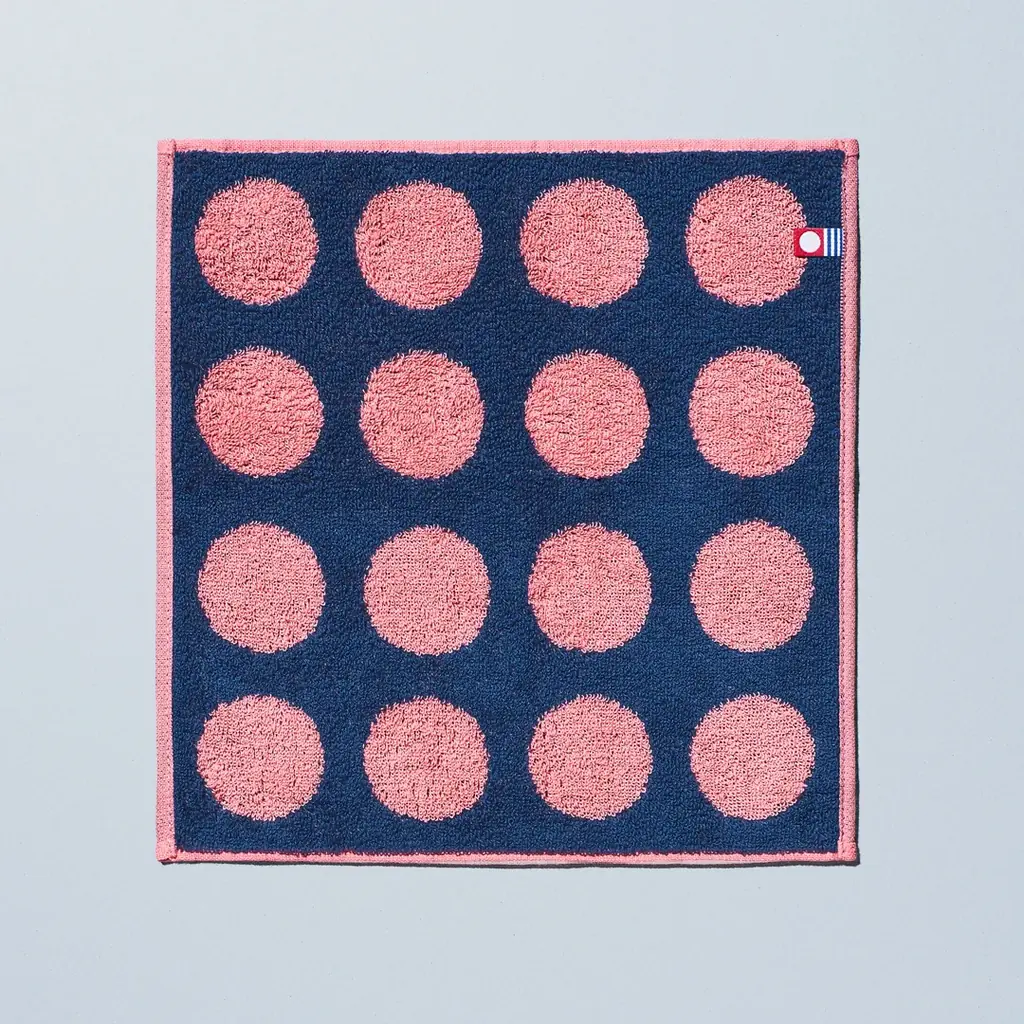 「コンビニエンスウェア」ラインソックス「冬の色」など寒い季節を彩るアイテムが登場！今治タオルハンカチは累計販売数1,000万枚を突破！～機能性インナーREHEATも前年比約200％と大好評！～ 画像 22