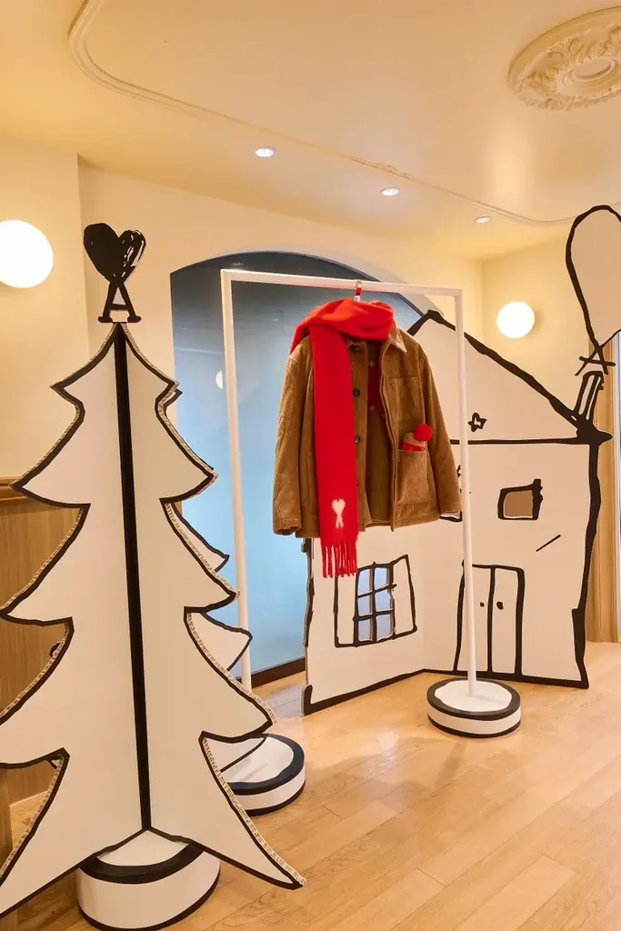 Ami Paris、東京・表参道に1年間の進化型ポップアップストアAMI PARIS POP-UP STORE AND LE CAFÉ AMIをオープン 画像 10