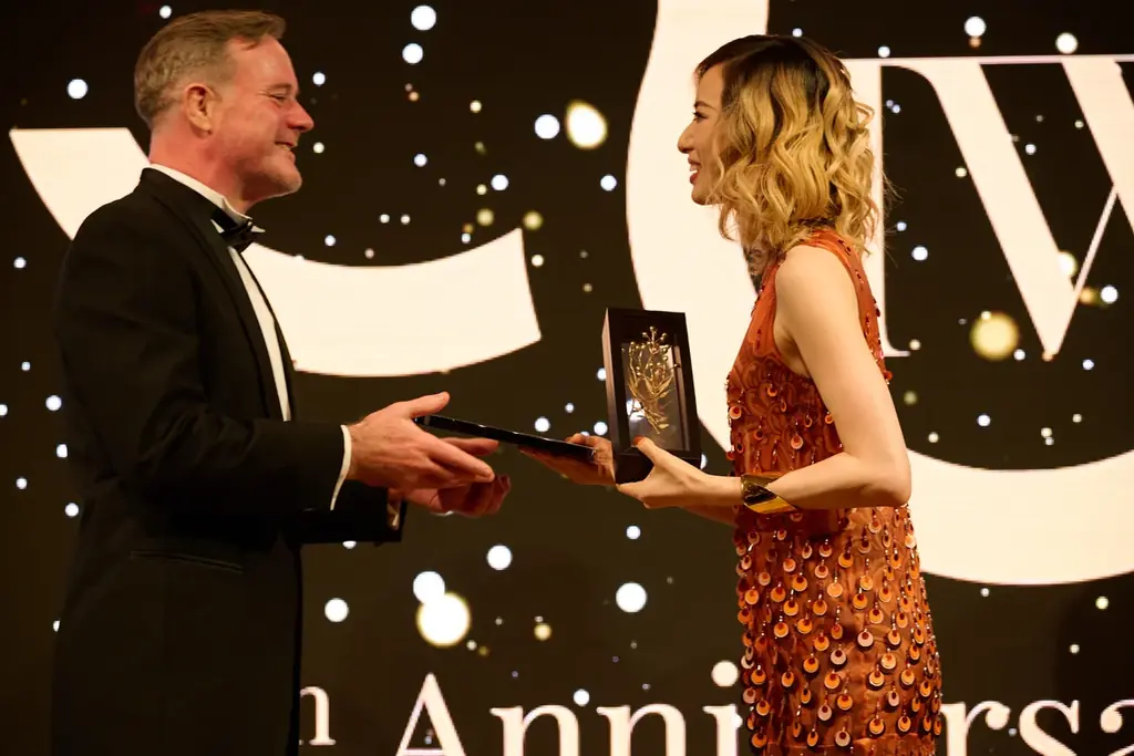 Tokyo Weekender55周年、“多様性と文化の継承”を祝うチャリティガラ開催。写真家Leslie Keeが授与する日本文化を牽引する16名の「TW Icon」を表彰 画像 12