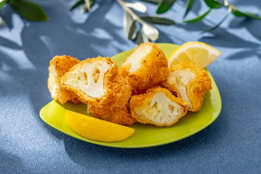 ヒルトン名古屋　地中海グルメで彩る冬のビュッフェ開催！年末年始はズワイガニ・マグロ・サーモン・エビ食べ放題&牡蠣剥きパフォーマンスで特別な冬を 画像 12